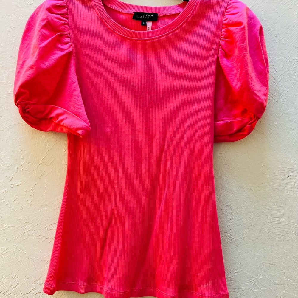 1 State Pink Puff Sleeve Top